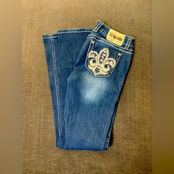 LA Idol USA Fleur de Lis Rhinestone Thick Stitch Jeans - Picture 3 of 14